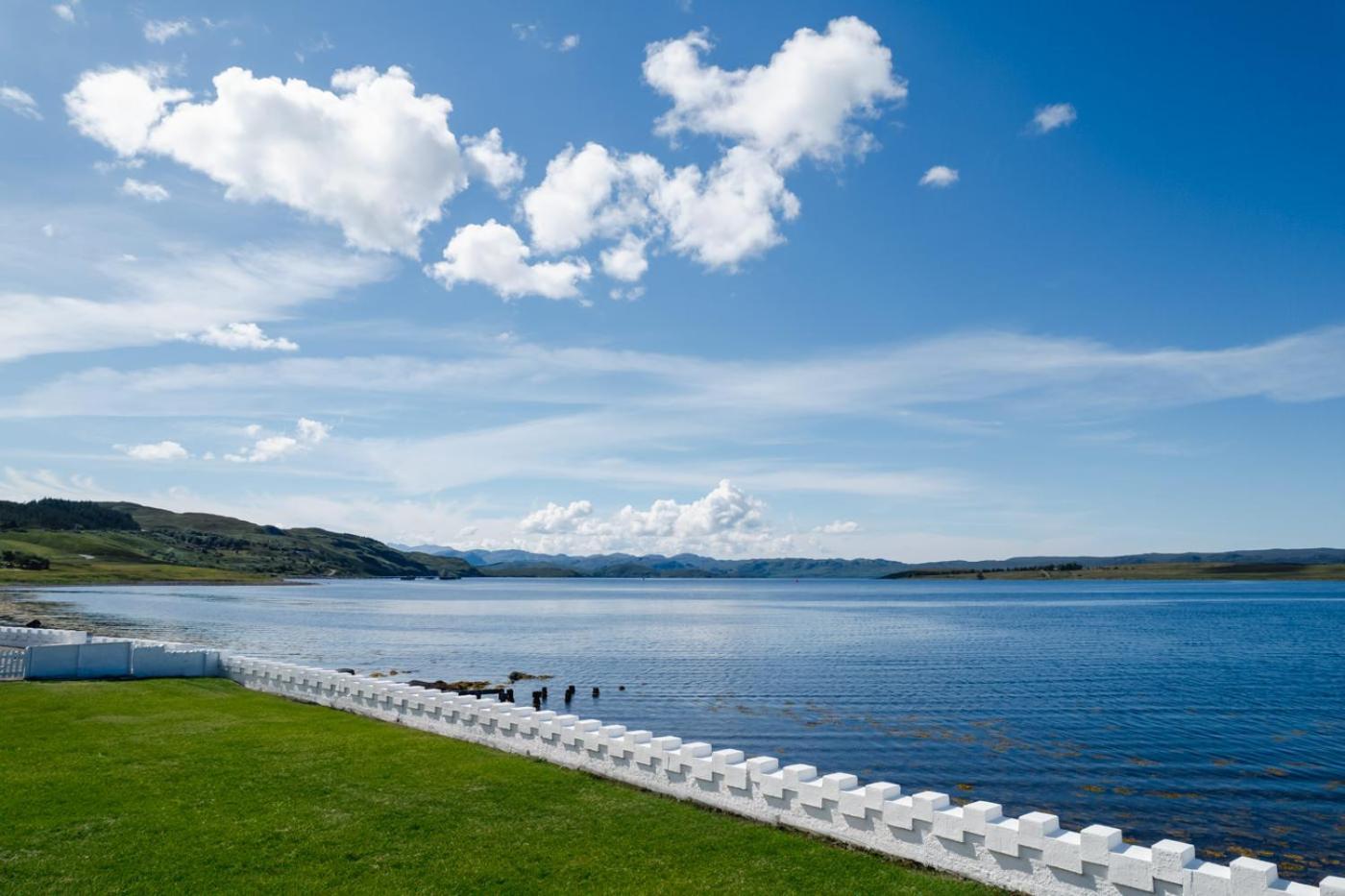 Aultbea Hotel Achnasheen Eksteriør bilde