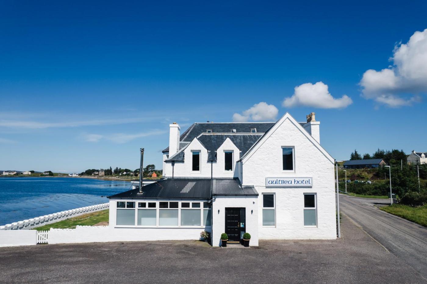 Aultbea Hotel Achnasheen Eksteriør bilde